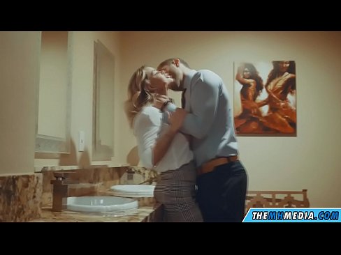 ❤️ Quando uma loira peituda o seduz numa casa de banho pública ❤❌ Porno fodido em nós pt.nomescriativos.top ☑